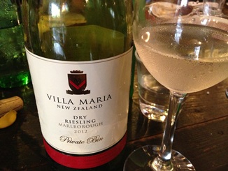 VILLA MARIA DRY RIESLING.JPG